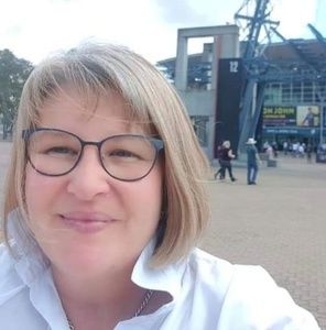 Meet your Posher, Nicole